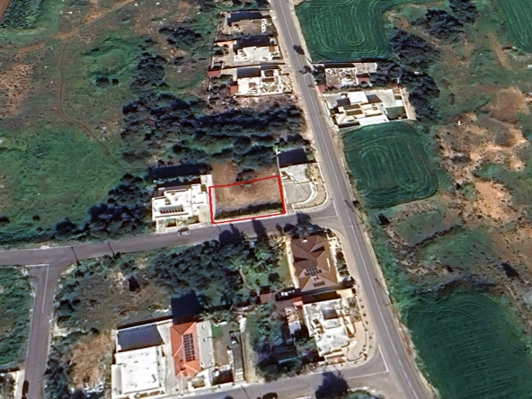 pLOT IN dERYNIA FOR SALE