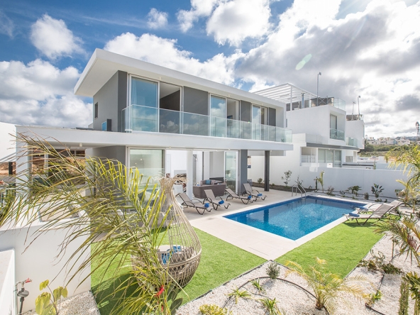 1 VILLA PROTARAS 10197 1