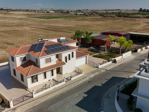 6 5 bed villa kiti 10152
