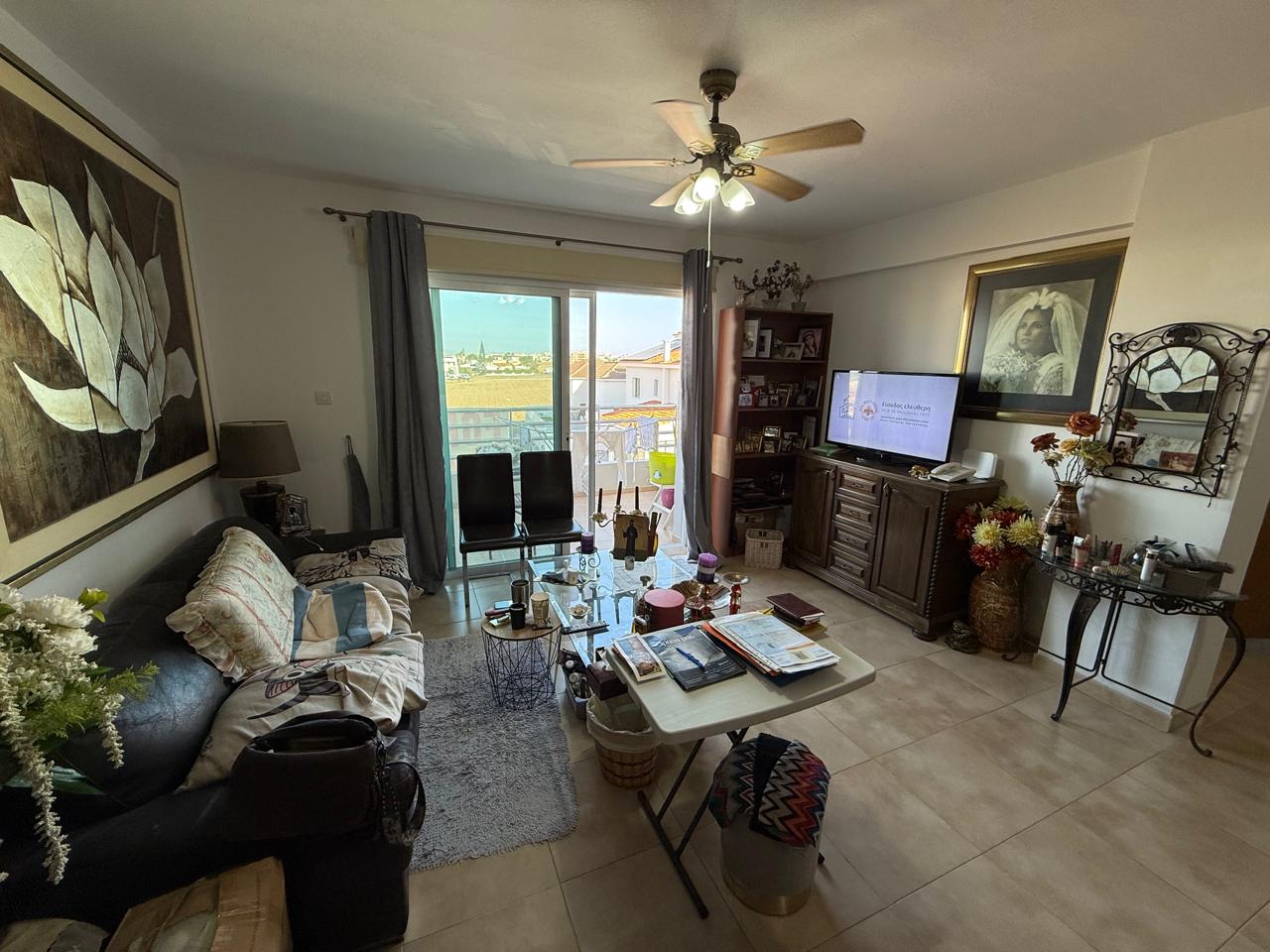 2 bed apt in Paralimni