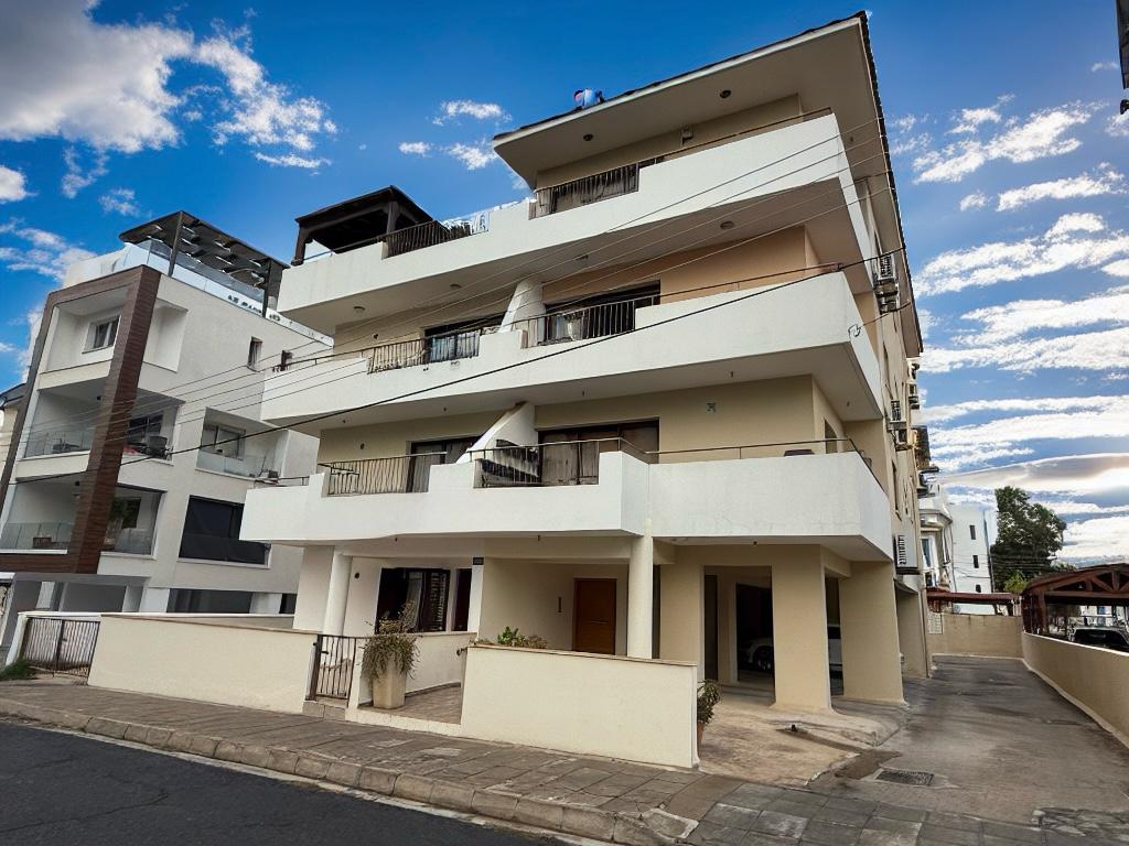 1 3 BED APT SALE ARADIPPOU 10284 1
