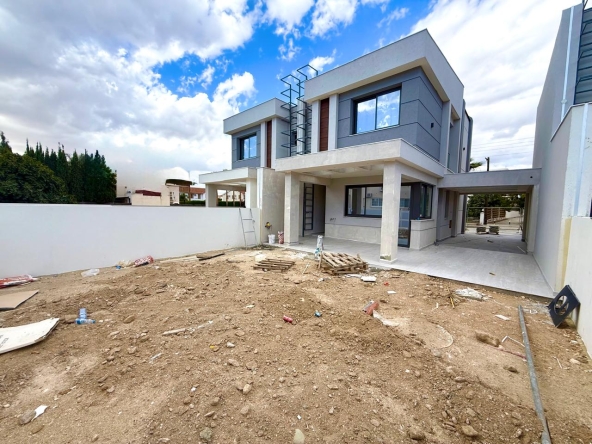 1 VILLA DEKELIA 1