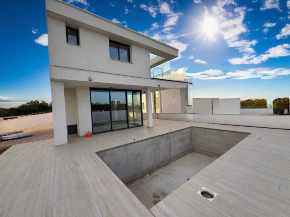 1 VILLA PROTARAS 10317 38