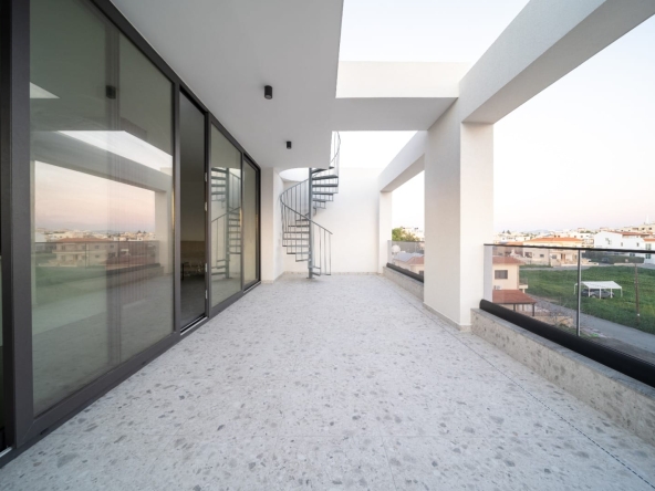 1 2 BED PENTHOUSE LARNACA 10425 14