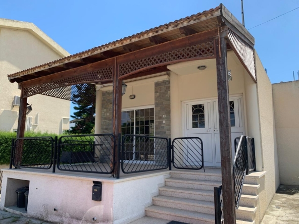 1 VILLA MENEOU 10351 2