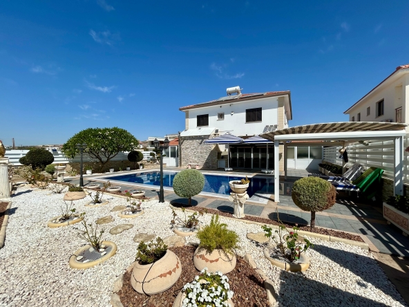 1 VILLA SALE PYLA 10415 36