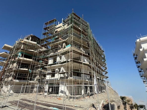1 apts larnaca 10370 5