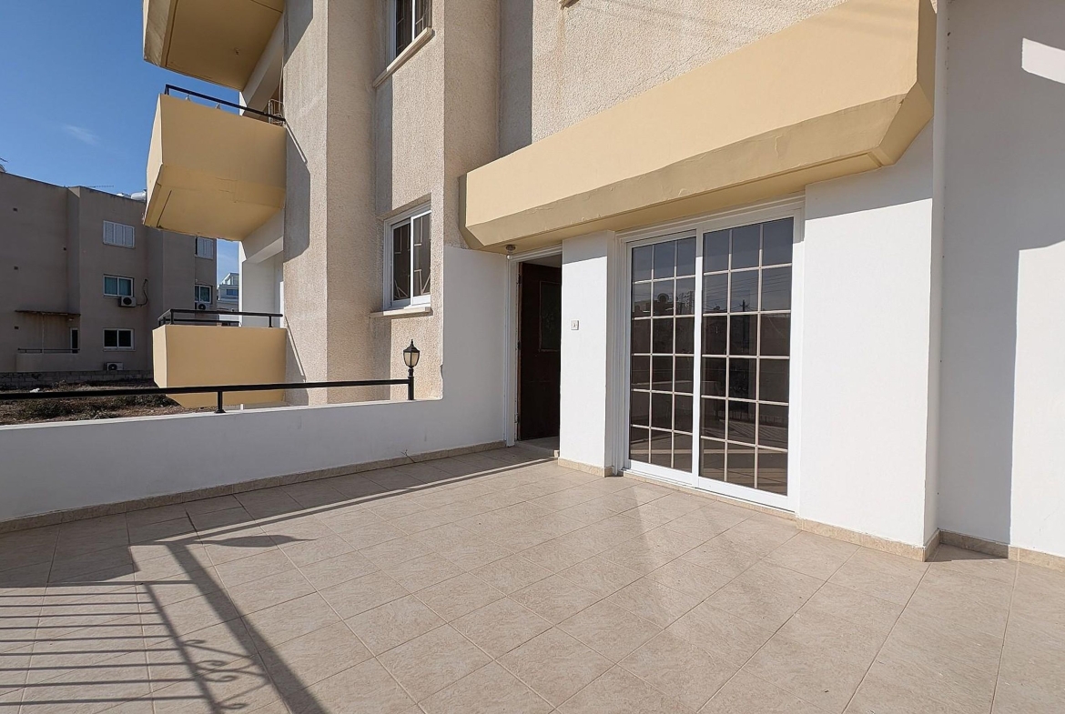 apartment in larnaca